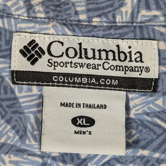 Columbia XL Blue Pattern Button Down Shirt Mens Short Sleeve Casual Viscose - Picture 2 of 4